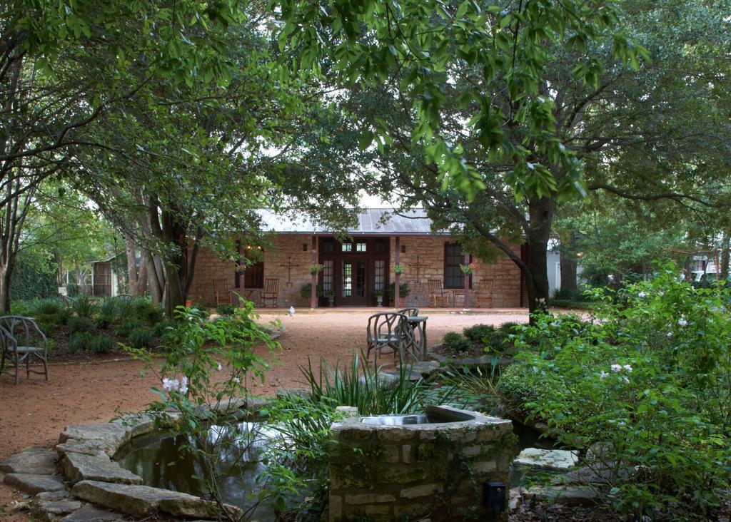 Hoffman Haus Bed & Breakfast Fredericksburg Ngoại thất bức ảnh