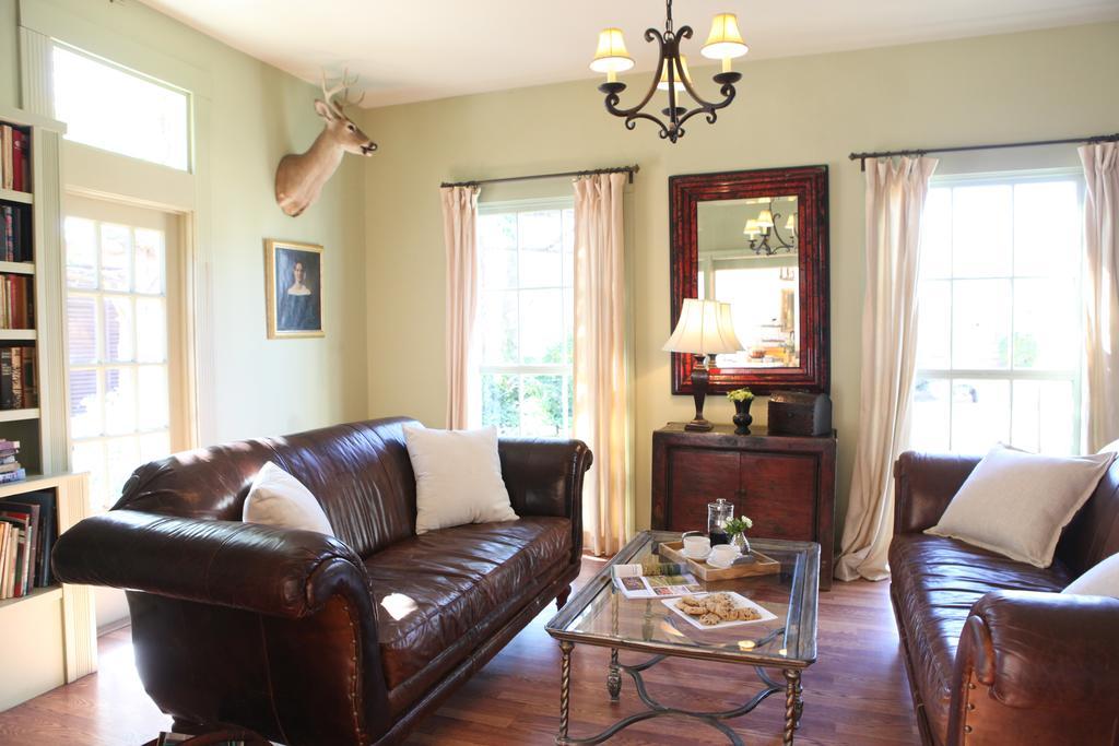 Hoffman Haus Bed & Breakfast Fredericksburg Ngoại thất bức ảnh