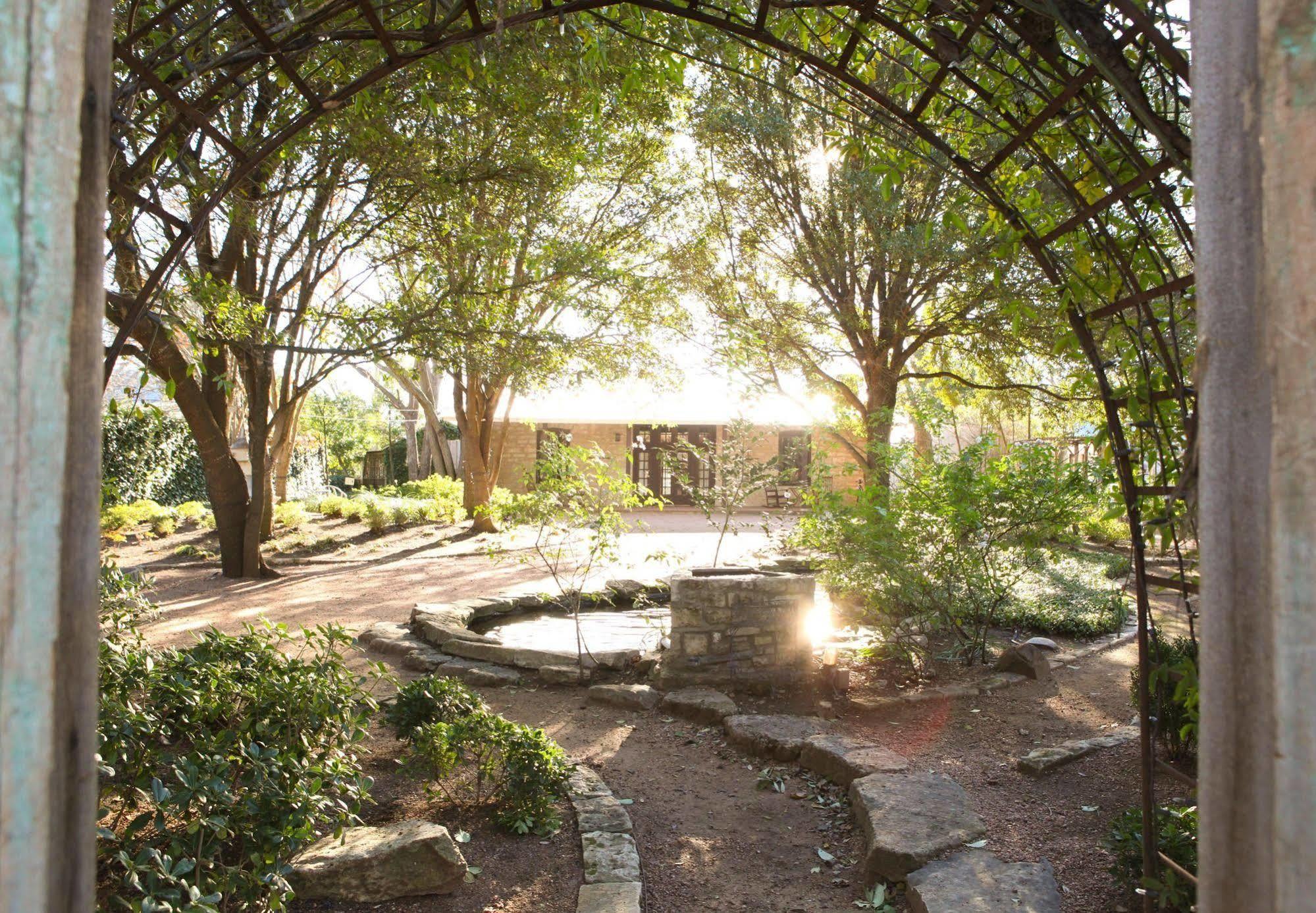 Hoffman Haus Bed & Breakfast Fredericksburg Ngoại thất bức ảnh